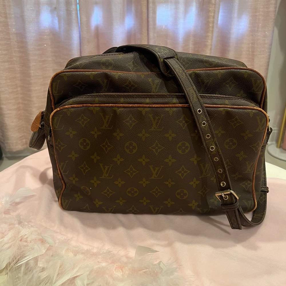 Authentic Vintage Louis Vuitton Messenger Bag
